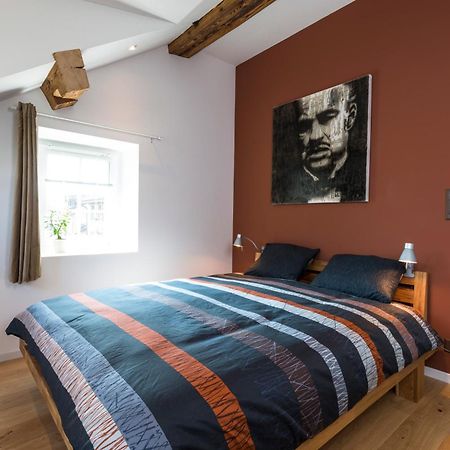 B&B 7E Art Vevey Rum bild