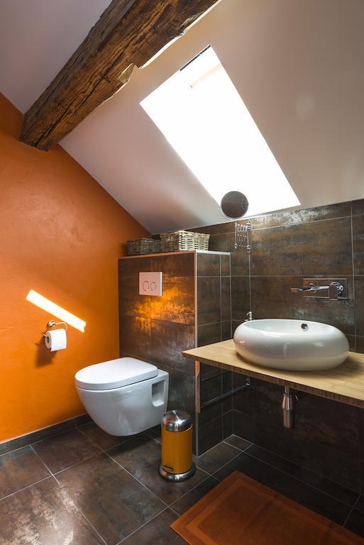 B&B 7E Art Vevey Rum bild